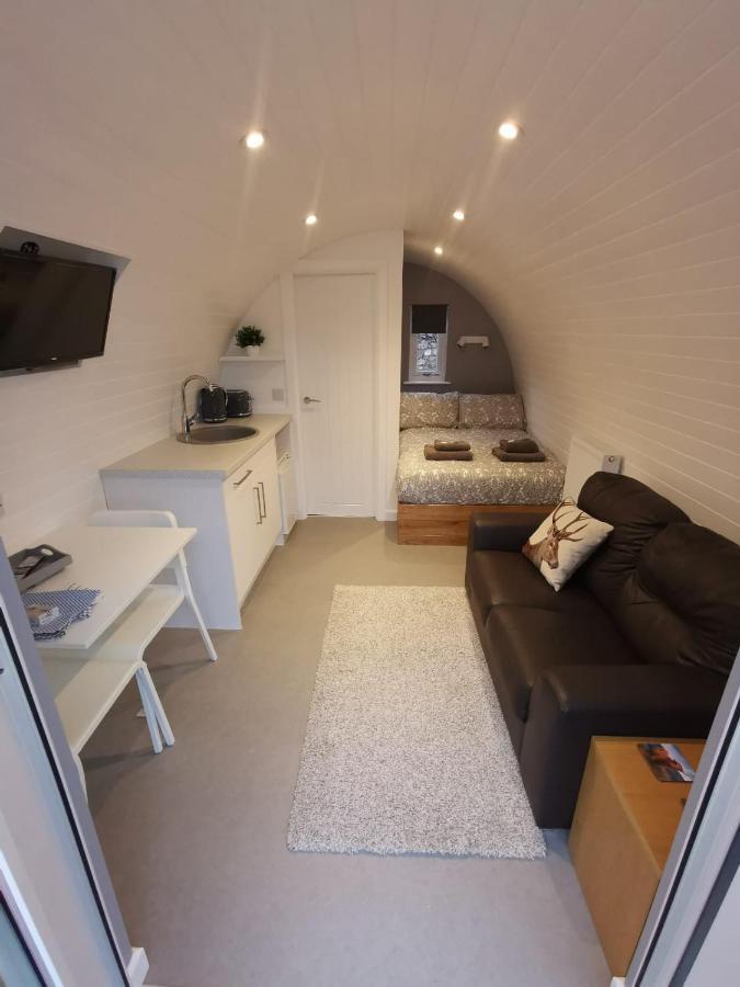 Loch Ness Pods Apartment ฟอร์ตออกัสตัส ภายนอก รูปภาพ